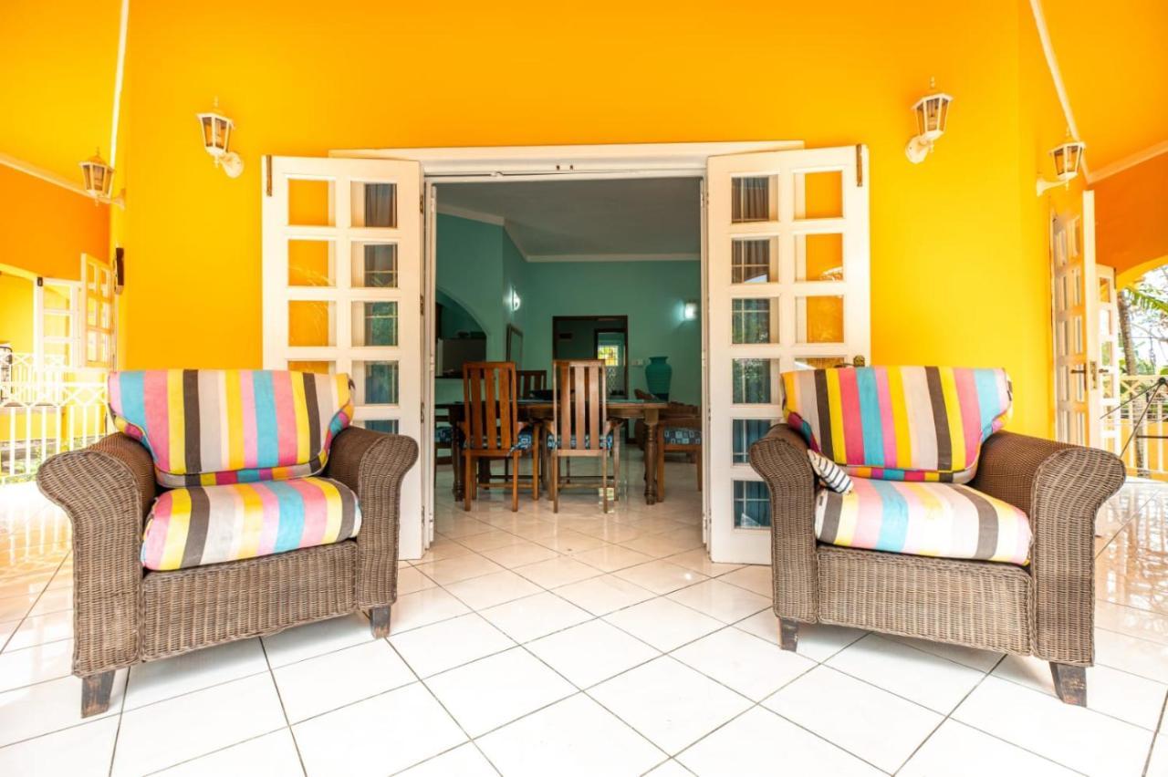 Beau Vallon Residence エクステリア 写真
